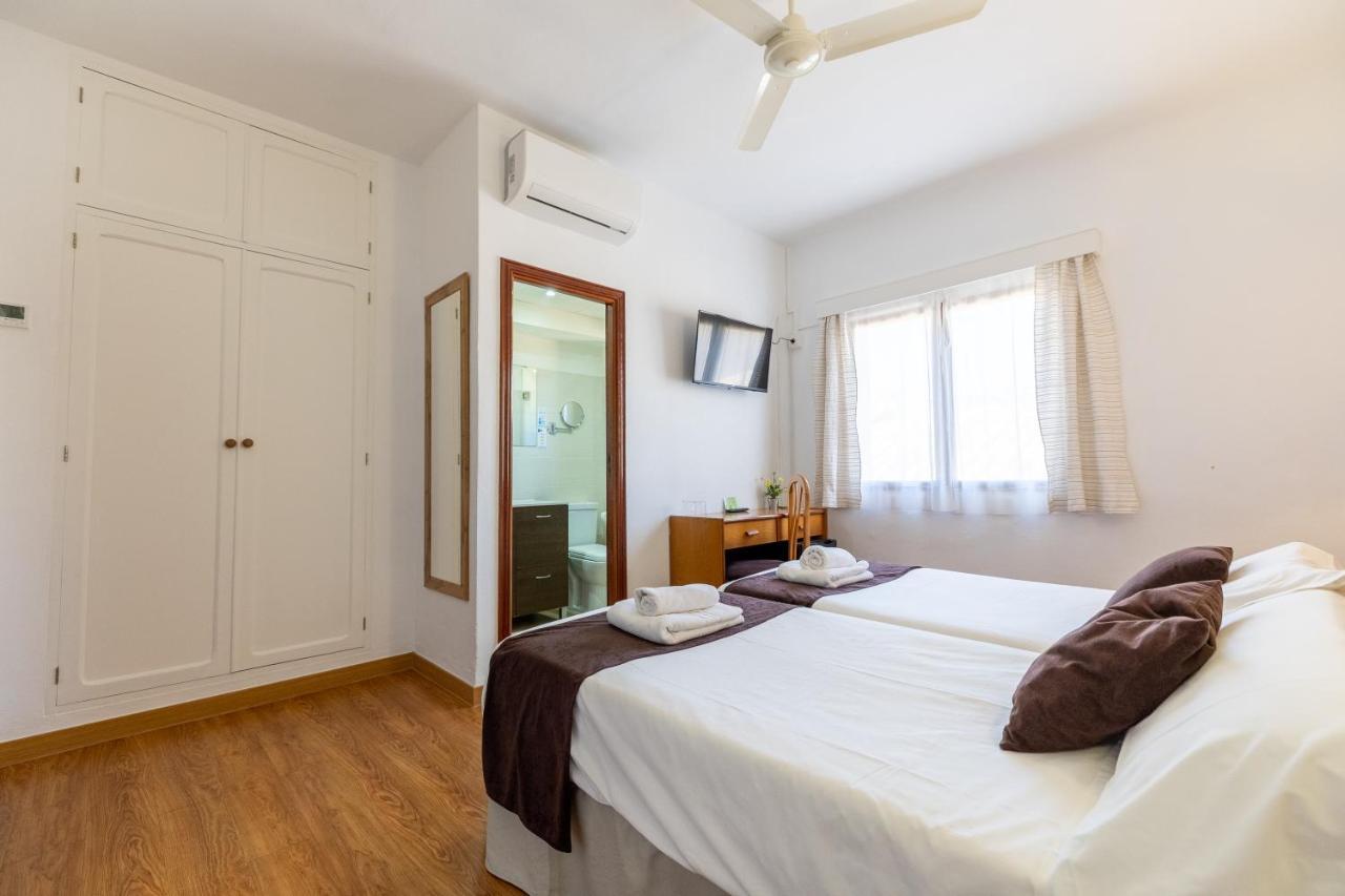 Hostal Doris Colònia de Sant Jordi Exterior foto
